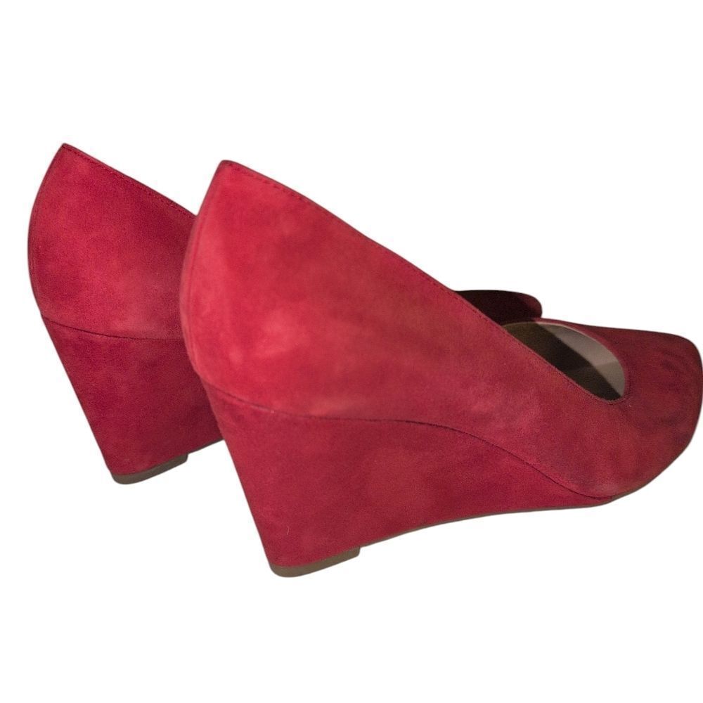 Franco Sarto Felice crimson D'Orsay gathered stretch toe wedge heelsSize 7.5M